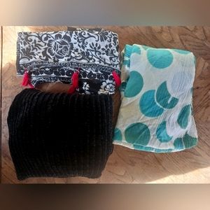 WOMEN'S SCARVES PAIR OF 3 MULTICOLORED BLUE 💙 MULTICOLORED BLACK/SOLID BLACK🖤❤